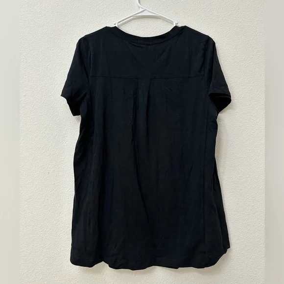 Barefoot Dreams Malibu Collection Tshirt - Picture 2 of 5